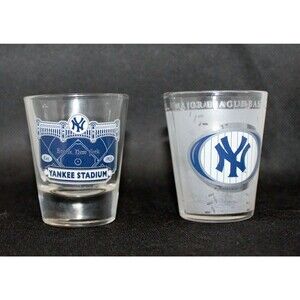 2 New New York Yankees shot glasses RARE